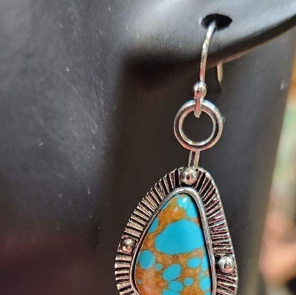 Navajo Silver Turquoise Drop Earrings Turquoise South Western NWT - Picture 3 of 4